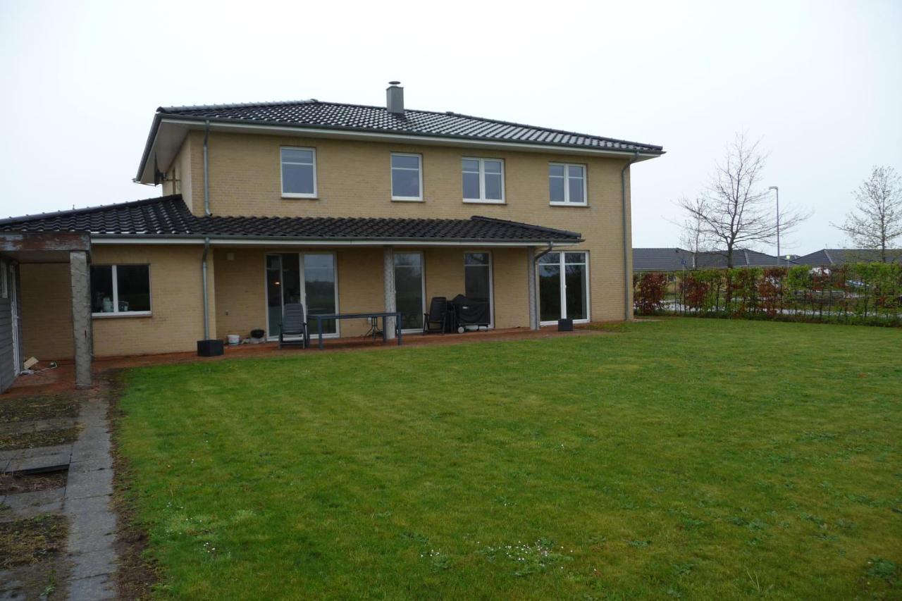 Vaerelse I Augustenborg I Stor Villa Екстер'єр фото